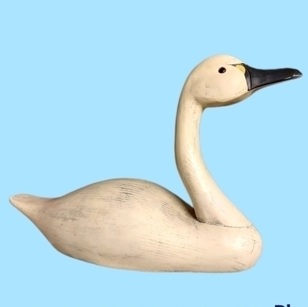Vintage Wooden Decorative Swan, Castilian Import,Made in Taiwan 17.5"×10.5"